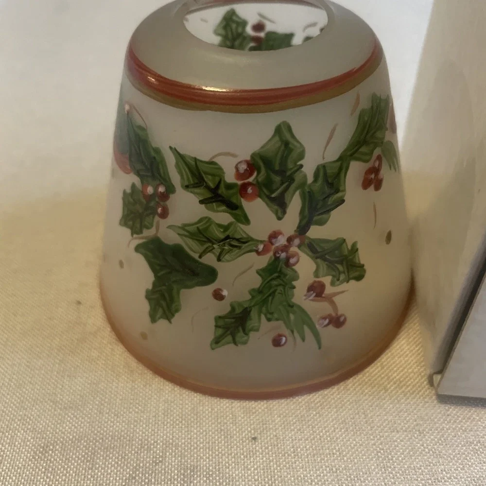 Yankee Candle Vintage Christmas Holly Hand Painted‎ Jar Shade Frosted Small